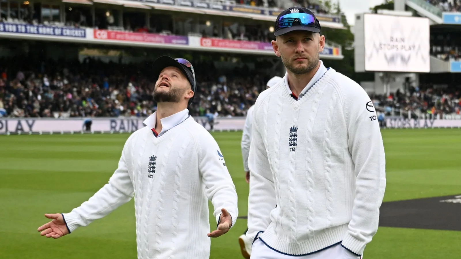 England v New Zealand: first cricket Test, day four – live