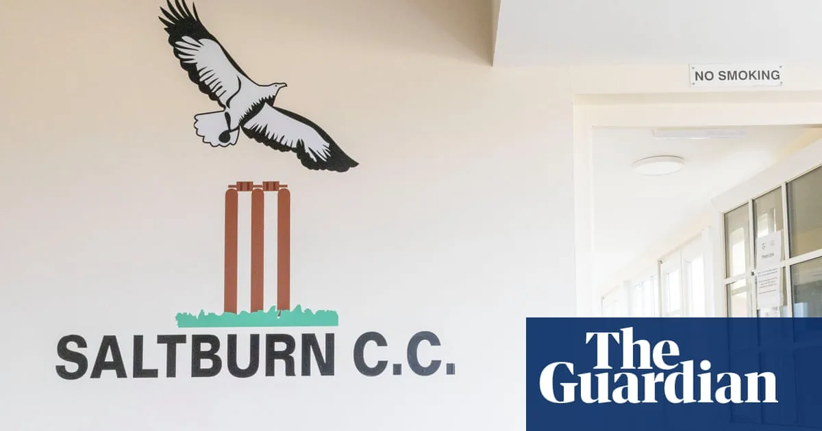 Saltburn Cricket Club: Jonathan Agnew on 'finger-clicking' scandal