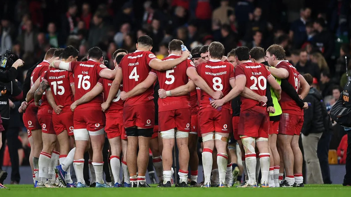 Fiji v Wales: Louis Rees-Zammit switches to wing from full-back for Nations Championship opener