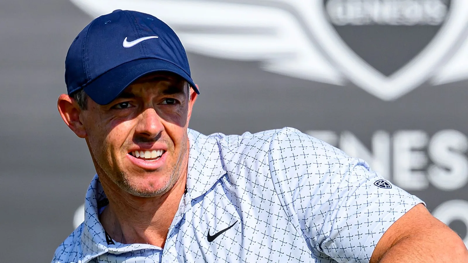 Genesis Scottish Open: Rory McIlroy shares early lead with Scottie Scheffler in contention on bunched leaderboard
