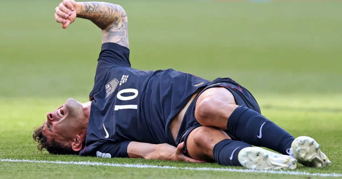 Christian Pulisic suffered leg fracture in US loss to Belgium, out for several weeks