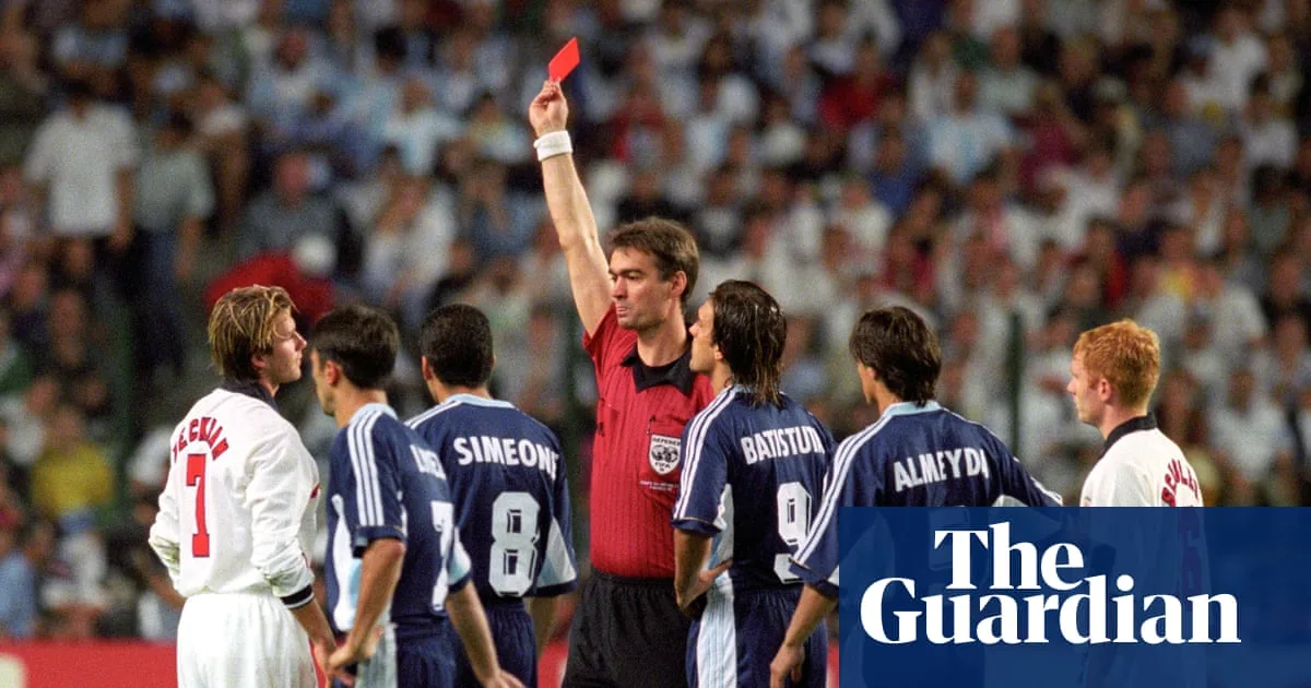 'Easy to create divisions' - Kane says England are 'completely together'