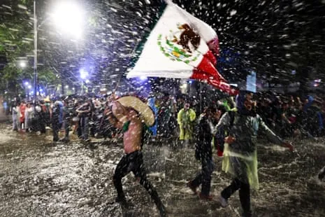 Fans gather in Mexico City after a victory