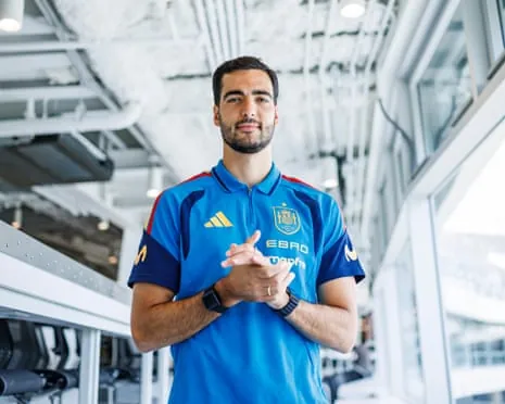Mikel Merino preparing for the World Cup final.