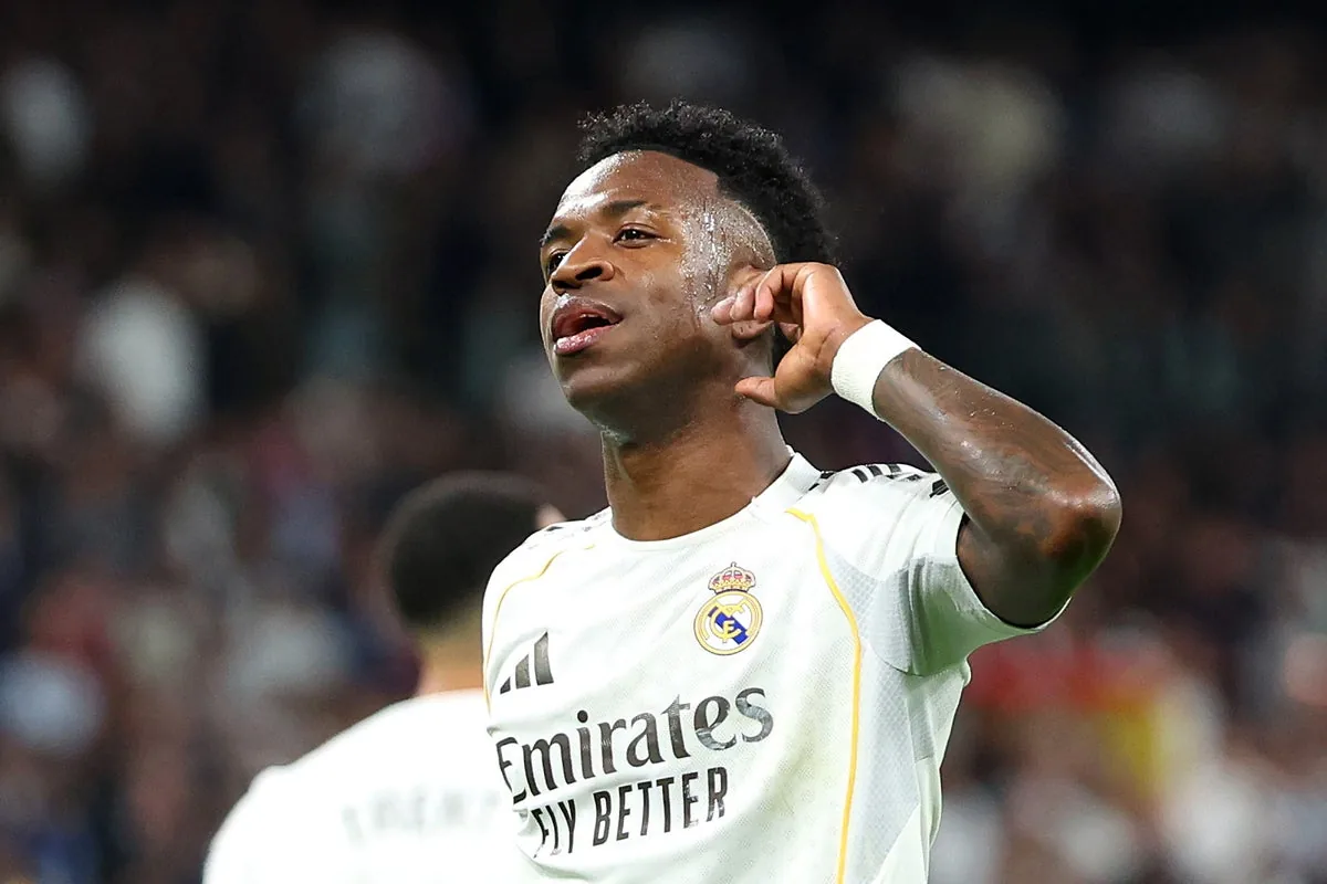 Bradley Barcola transfer news: Arsenal could hijack Liverpool's move for PSG winger - Paper Talk